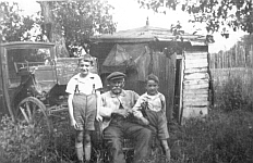 Konrad Faßbender mit Enkeln 1933